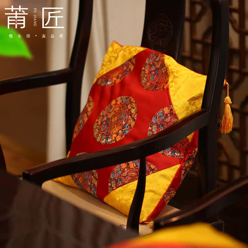 莆匠 印度小叶紫檀粉末抱枕一对重约8斤 中式复古抱枕沙发垫靠枕在类目 居家布艺, 靠垫/抱枕中 - 来自Buy2taobao.com提供专业的淘宝代购服务