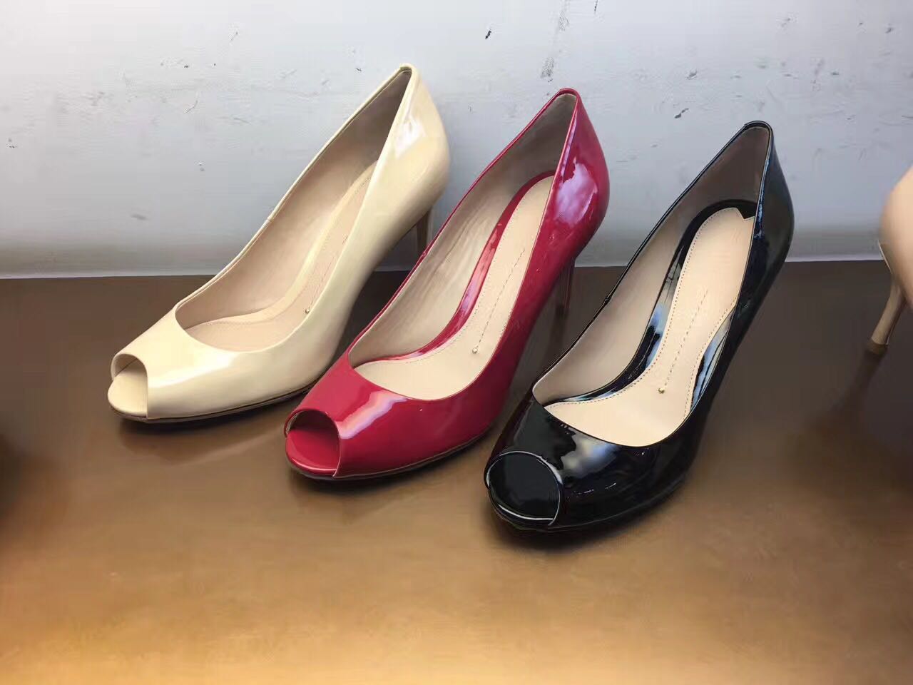 Luna STELLALUNA Fish mouth High-heeled Patent leather Sandals 2016 Spring and summer SLP116331in the Women's Shoes, Low shoes category - from Buy2taobao.com to provide professional Taobao agent buy service