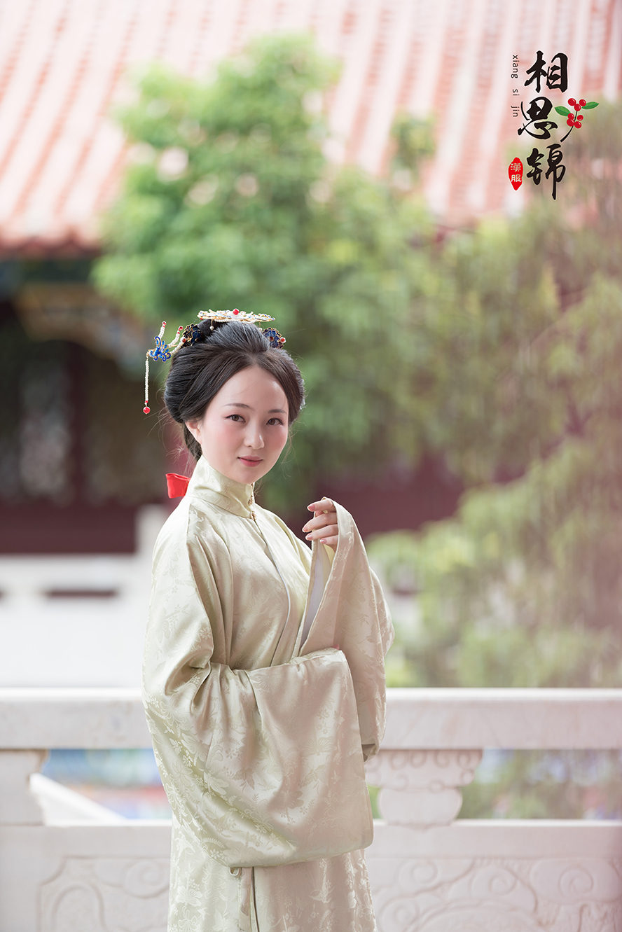 相思锦汉服立领斜襟长袄马面秋冬季汉服全套在类目 女装/女士精品, 唐装/民族服装/舞台服装, 民族服装/舞台装中 - 来自Buy2taobao.com提供专业的淘宝代购服务
