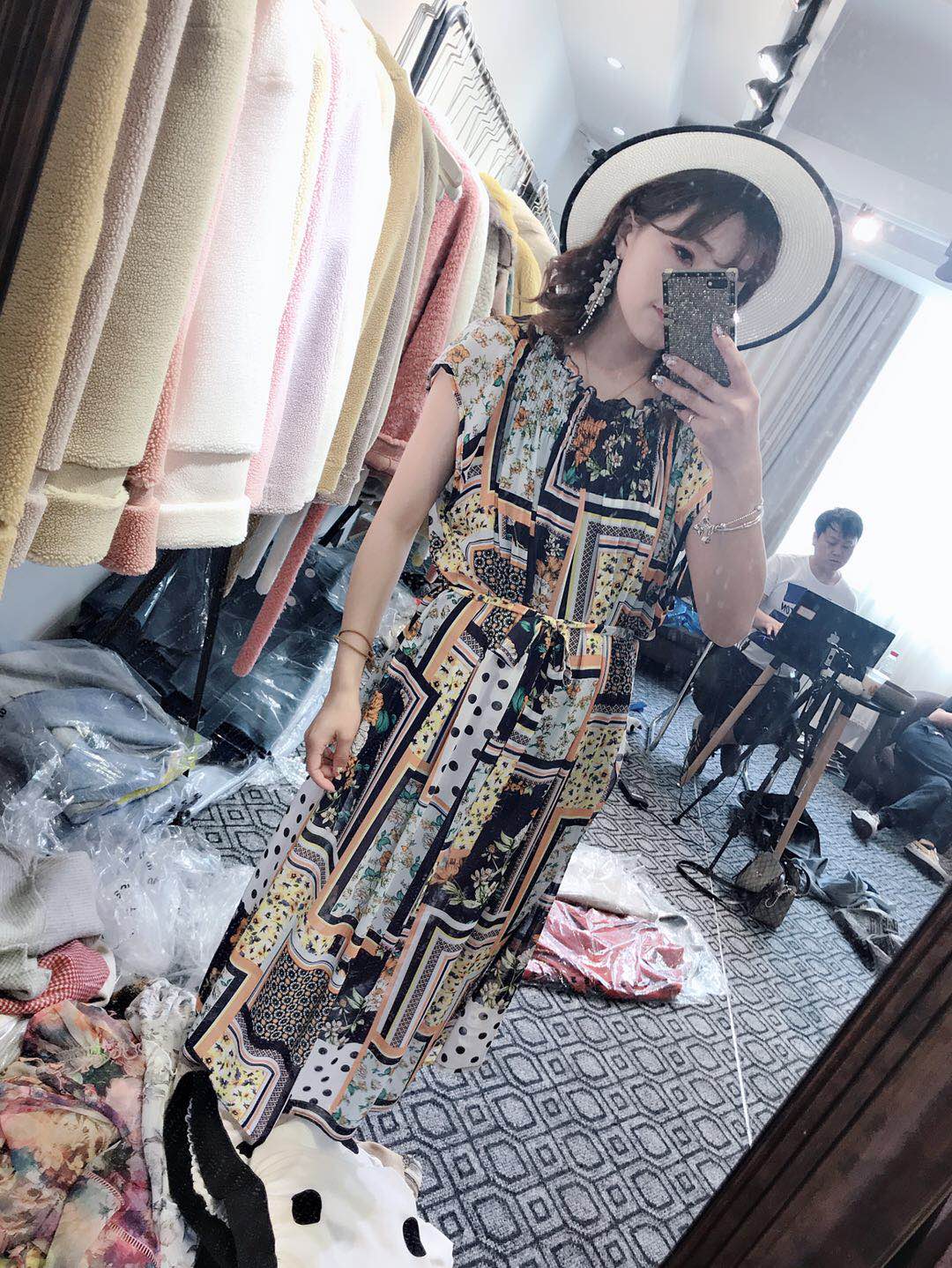 2019新款 花格系帶真絲連衣裙9902在類目 女裝/女士精品, 毛衣中 - 來自Buy2taobao.com提供專業的淘寶代購服務