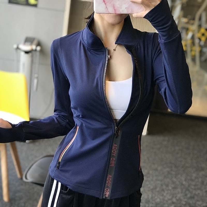 健身女孩拉链兜外套运动修身夹克跑步上衣速干斜拉链显瘦长袖秋冬在类目 运动服/休闲服装, 运动茄克/外套中 - 来自Buy2taobao.com提供专业的淘宝代购服务