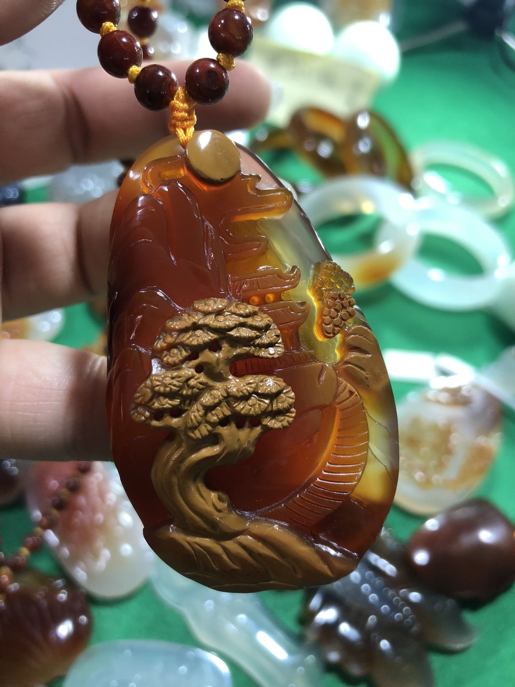 純天然瑪瑙原石正品 時尚複古玉髓男女手工雕刻吊墜 直播間選貨在類目 飾品/流行首飾/時尚飾品新, 項墜/吊墜中 - 來自Buy2taobao.com提供專業的淘寶代購服務