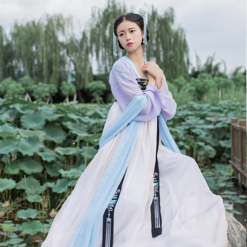 【九如】汉服唐风高腰襦裙齐胸襦裙--芣苢绣花刺绣可定制瑶台玉兔在类目 女装/女士精品, 唐装/民族服装/舞台服装, 民族服装/舞台装中 - 来自Buy2taobao.com提供专业的淘宝代购服务