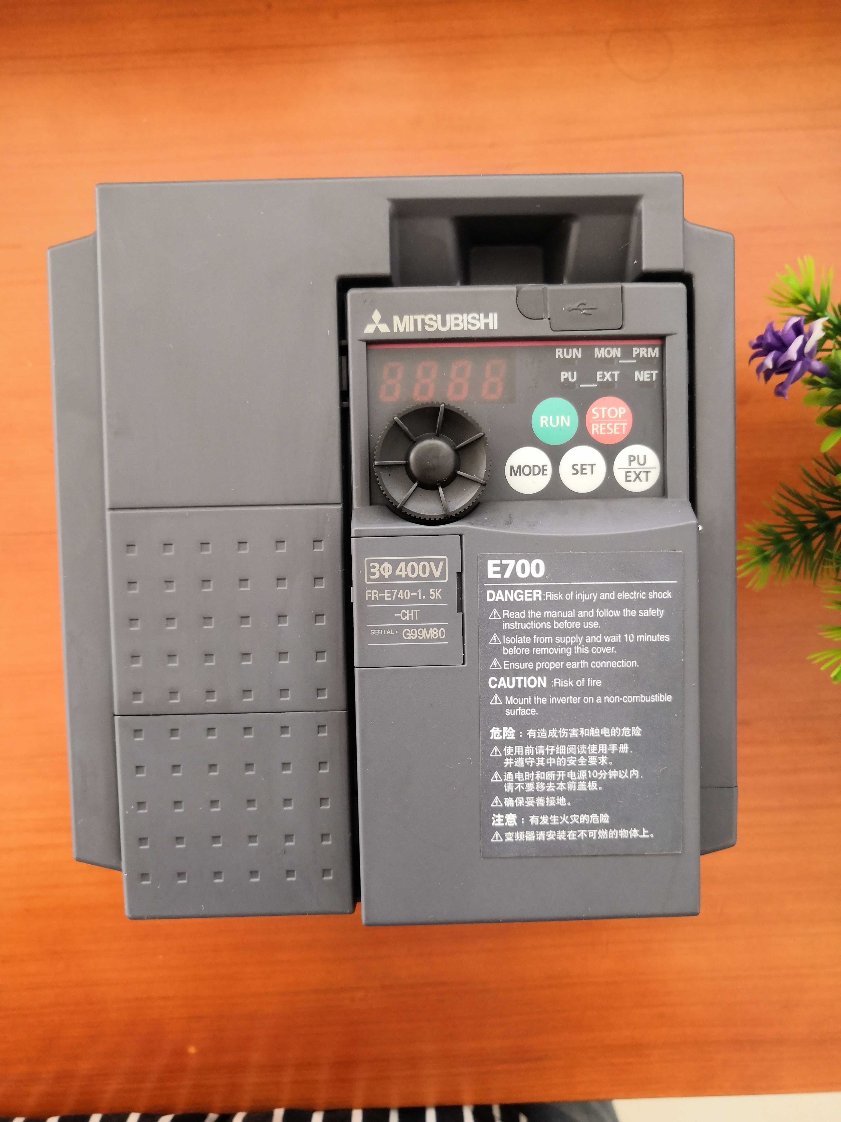 Mitsubishi E700 Series inverter FR-E740-1.5K-CHT Three-phase 1.5KWin the Hardware/Tool , Electrical control, Frequency converter, Universal Converter category - from Buy2taobao.com to provide professional Taobao agent buy service