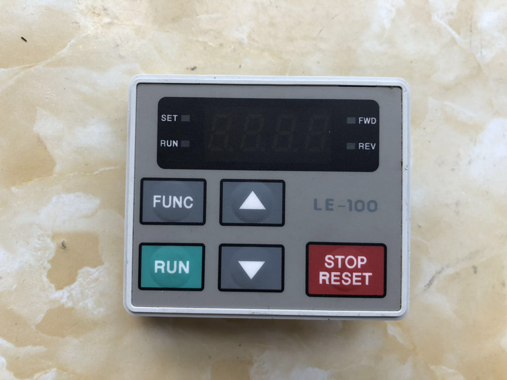 LG變頻器IG5系列面板控制面板操作面板 LE-100在類目 3C數碼配件, 電子元器件市場, 電子元件, 變頻器中 - 來自Buy2taobao.com提供專業的淘寶代購服務