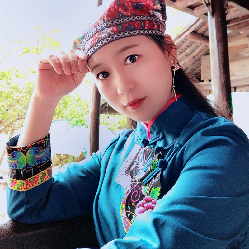 少数民族服饰土家族手工盘扣小脚裤松紧裤腰民族刺绣高端套装在类目 女装/女士精品, 唐装/民族服装/舞台服装, 民族服装/舞台装中 - 来自Buy2taobao.com提供专业的淘宝代购服务