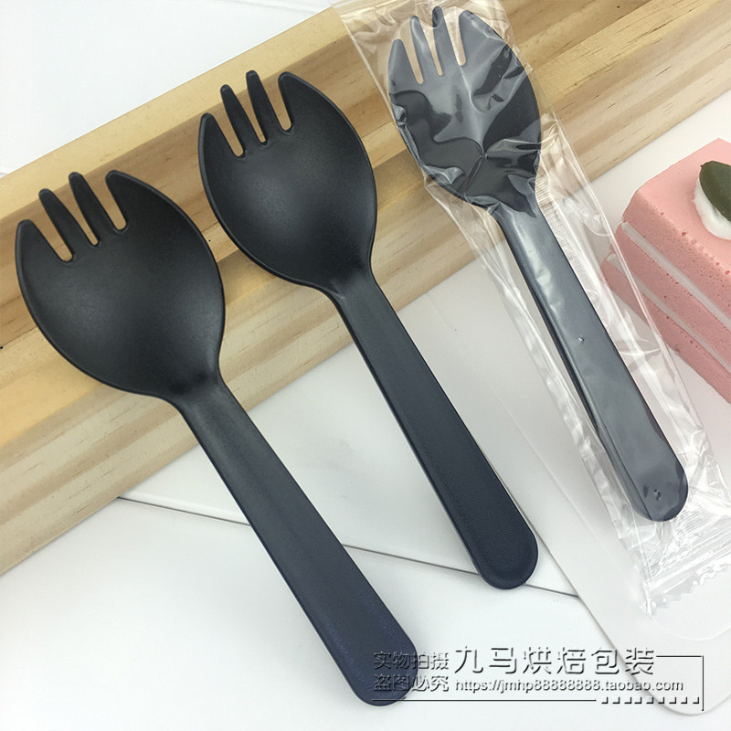 壹次性黑色叉勺 獨立包裝加厚叉勺 食品級叉勺 蛋糕叉勺在類目 餐飲具, 餐具, 叉/勺/筷套裝中 - 來自Buy2taobao.com提供專業的淘寶代購服務
