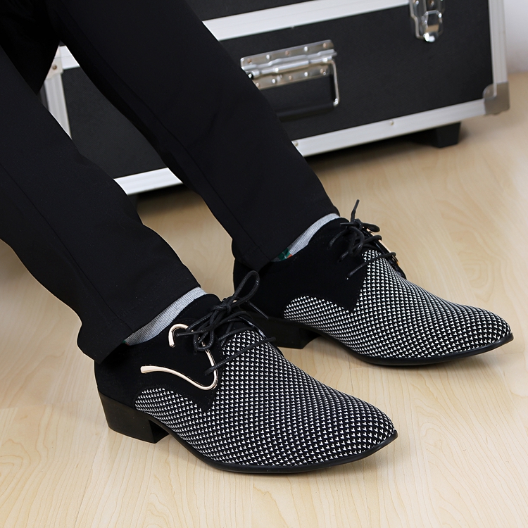 white pointed shoes mens