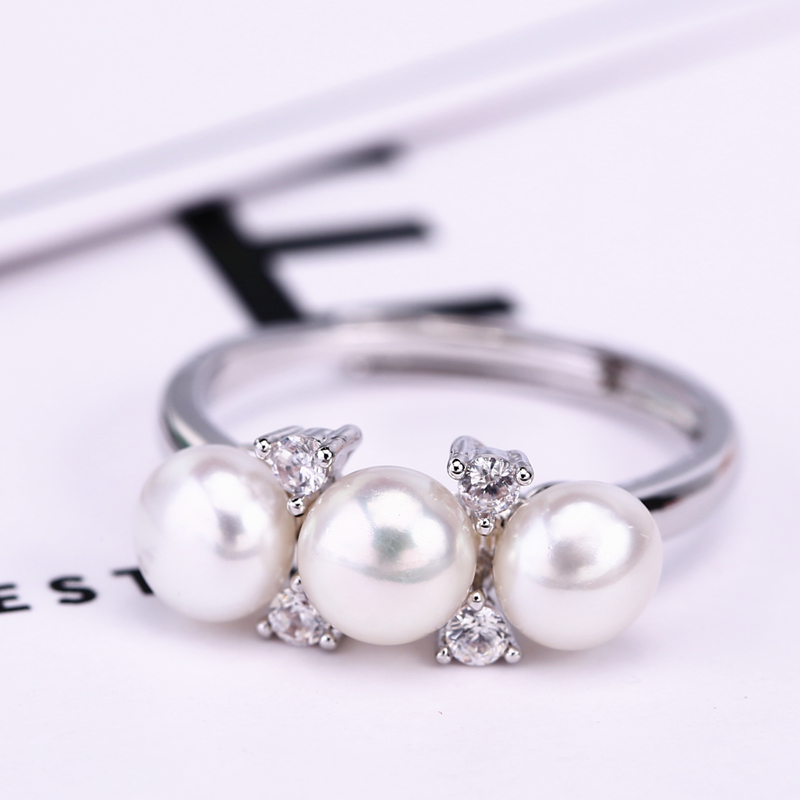 freshwater Pearl Diamond pieces Ring Jewelry fashion Elegant Sweet Fresh wind Strong light Flawless Female models New productsin the Jewelry/Diamond/Jade/Gold , Natural pearls (New) , Bracelets category - from Buy2taobao.com to provide professional Taobao agent buy service