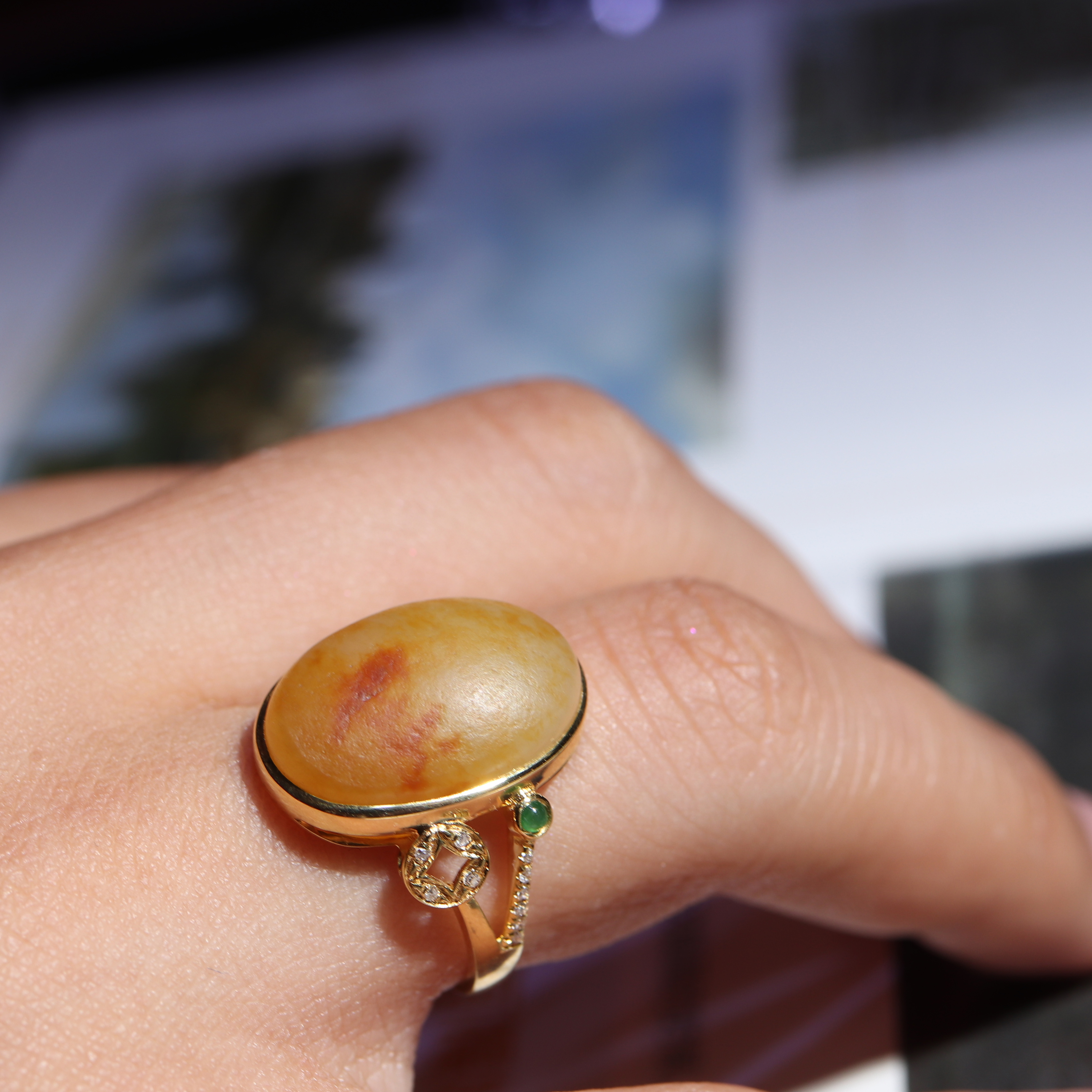 (Kechien)Orthodox school Xinjiang Nephrite Seed material Huang Qin Jin Xiang Yu Ring 18k Gold Jewelry Huang Qinin the Jewelry/Diamond/Jade/Gold , And nephrite , Choker category - from Buy2taobao.com to provide professional Taobao agent buy service
