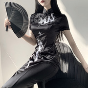 暗黑新中式复古黑色旗袍性感国风，刺绣裙中长款礼服显身材连衣裙女