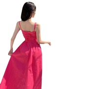 浪漫玫红色吊带度假连衣裙女夏季法式高腰显瘦中长款a字裙茶歇裙