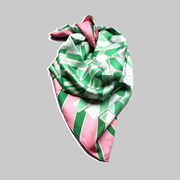 欧美粉绿浅绿花色真丝，斜纹几何图形双面多功能90*140大长方形丝巾