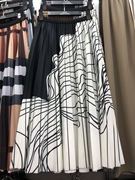 不规则条纹半身裙女夏2023设计感小众高端黑白印花百褶中长裙