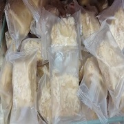松塔千层酥饼干早餐单独小包装巴旦木果仁酥休闲零食小吃松塔饼干