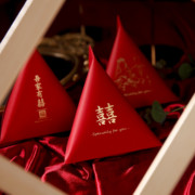 喜糖盒2021创意结婚三角喜糖盒子红色中式婚礼糖盒中国风纸盒