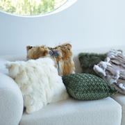 真狐狸毛毛抱枕皮草白色轻奢样板间现代客厅，沙发毛皮高端腰枕靠垫