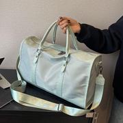 女款健身包高级感斜挎运动包女装衣服行李包收纳袋轻便短途旅行包