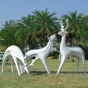 户外玻璃钢鹿雕塑公园草地动物景观装饰售楼处小区白色梅花鹿摆件