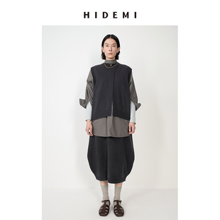 HIDEMI 简约设计感正反两穿圆领不对称毛织背心上衣/茧型半裙