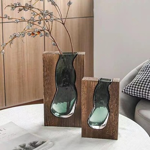 北欧原木实木透明绿色玻璃花瓶设计师款装饰家居酒店板房摆件