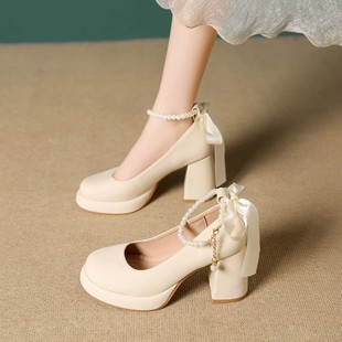 白色玛丽珍鞋2024春秋法式仙女，风珍珠丝带厚底防水台高跟鞋女