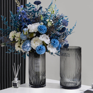 北欧大口径玻璃花瓶透明轻奢直筒，竖条纹插花水养鲜花客厅装饰花器