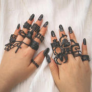 跨境戒指黑色复古戒指，套装可调节夸张朋克，蛇形蜘蛛蝙蝠戒指配饰