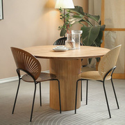 实木餐桌家用小户型客厅，个性创意圆桌，休闲接待洽谈桌咖啡桌