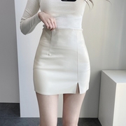 白色半身裙秋冬短款一步裙紧身包臀裙超火半身皮裙包裙女高腰短裙