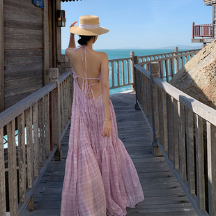 三亚海边度假风沙滩裙，性感露背淡紫色，雪纺大摆仙气长裙拍照女神
