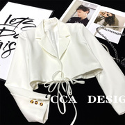 CCA自制高街设计感系带短款白色西装高腰蝴蝶结绑带小西服外套女