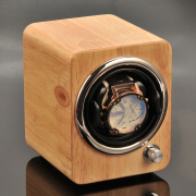 俪丽纯实木手表盒摇表器自动上链盒机械表手表盒晃表器自动上链器