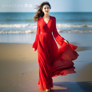 2024红色连衣裙v领修身显瘦超长款大摆裙长裙，海边旅游度假沙滩裙