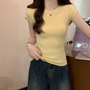 韩版套头圆领修身短袖，t恤女2024夏季显瘦奶黄色百搭针织上衣