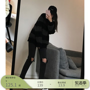 王少女的店破洞牛仔裤2024黑色显瘦高腰铅笔九分修身小脚裤子