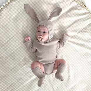 可可妈网红宝宝三角哈衣套装，百天照衣服婴儿，满月长袖可爱爬服兔子