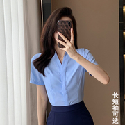 职业衬衫女夏修身气质白衬衣(白衬衣)套装蓝色，工装上衣v领短袖工作服