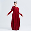 花椿诗意高级亚麻连衣裙，重工刺绣红色不规则，设计感中国风禅意女装
