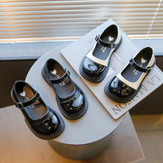 女童公主鞋2023春秋季单鞋，软底黑白色，拼色小皮鞋儿童演出鞋子