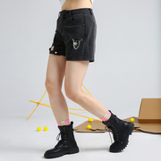 kademe卡德蒙，2021女夏季显瘦短裤，深色牛仔裤设计感小众裤子