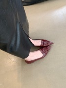 winsshoes2023早秋法式软皮褶皱低跟尖头单鞋，红色平底瓢鞋女鞋