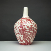 磁州窑陶瓷器高档中国红剔花，喜鹊登梅花瓶现代家饰工艺品摆件
