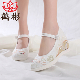 新老北京布鞋女古装汉服鞋，古风高跟布鞋民族风厚底坡跟舞蹈绣花鞋