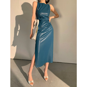 wangxo蓝色无袖背心连衣裙，女夏季2023设计感收腰中长pu皮裙子