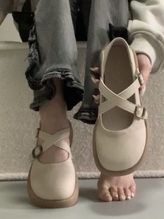玛丽珍小皮鞋女夏季配裙子，温柔风女鞋子，2024平底白色法式单鞋