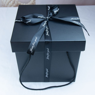 节日礼物盒创意篮球零食包装盒大号丝带生日礼盒女神节正方形