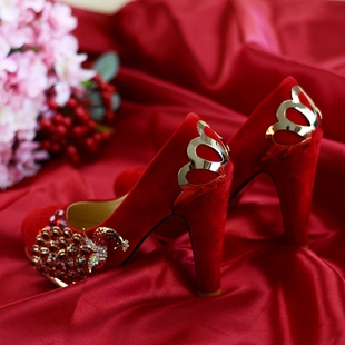 新娘鞋红色粗跟高跟鞋婚礼红鞋拍婚纱鞋结婚红色旗袍礼服鞋子