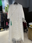 白色长款连衣裙 中式风格 盘扣V领八分袖 加长款 双层刺绣 绣花