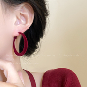 s925银针红色植绒耳圈女高级感复古时尚气质耳饰2024耳环